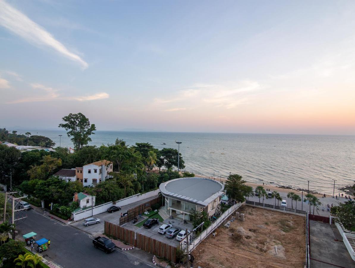 Royal Beach View Pattaya Bagian luar foto