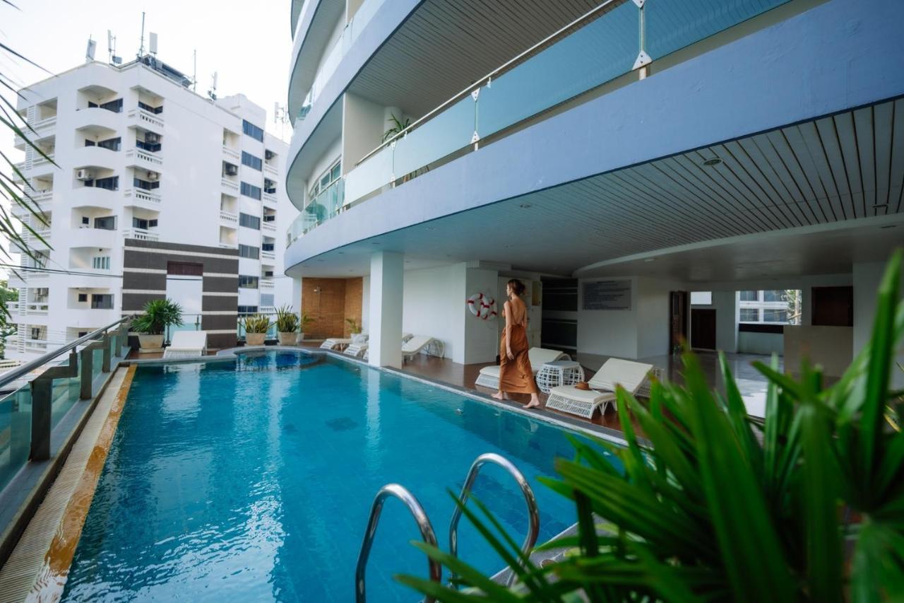 Royal Beach View Pattaya Bagian luar foto