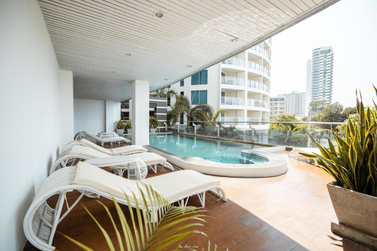Royal Beach View Pattaya Bagian luar foto