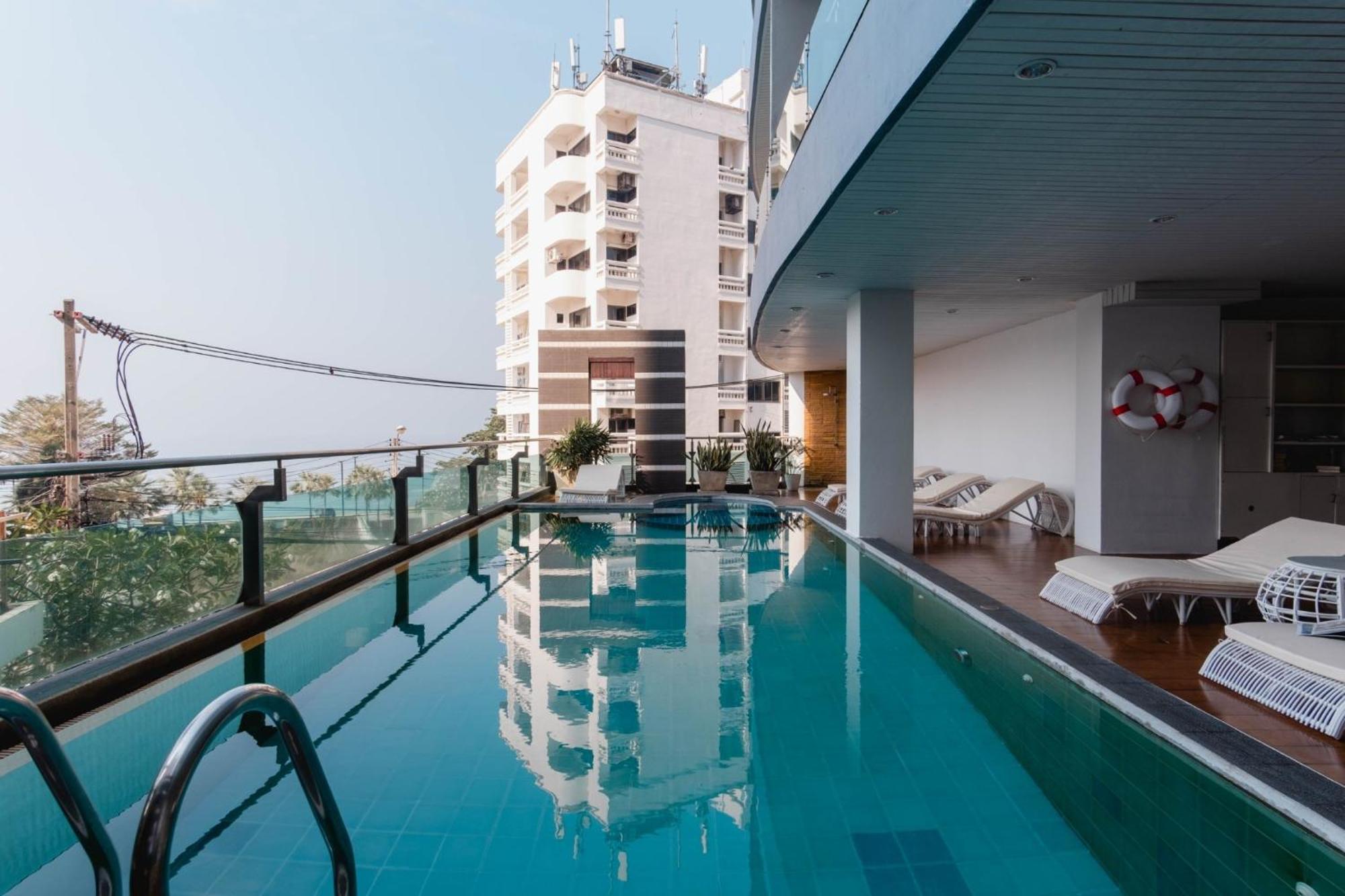 Royal Beach View Pattaya Bagian luar foto