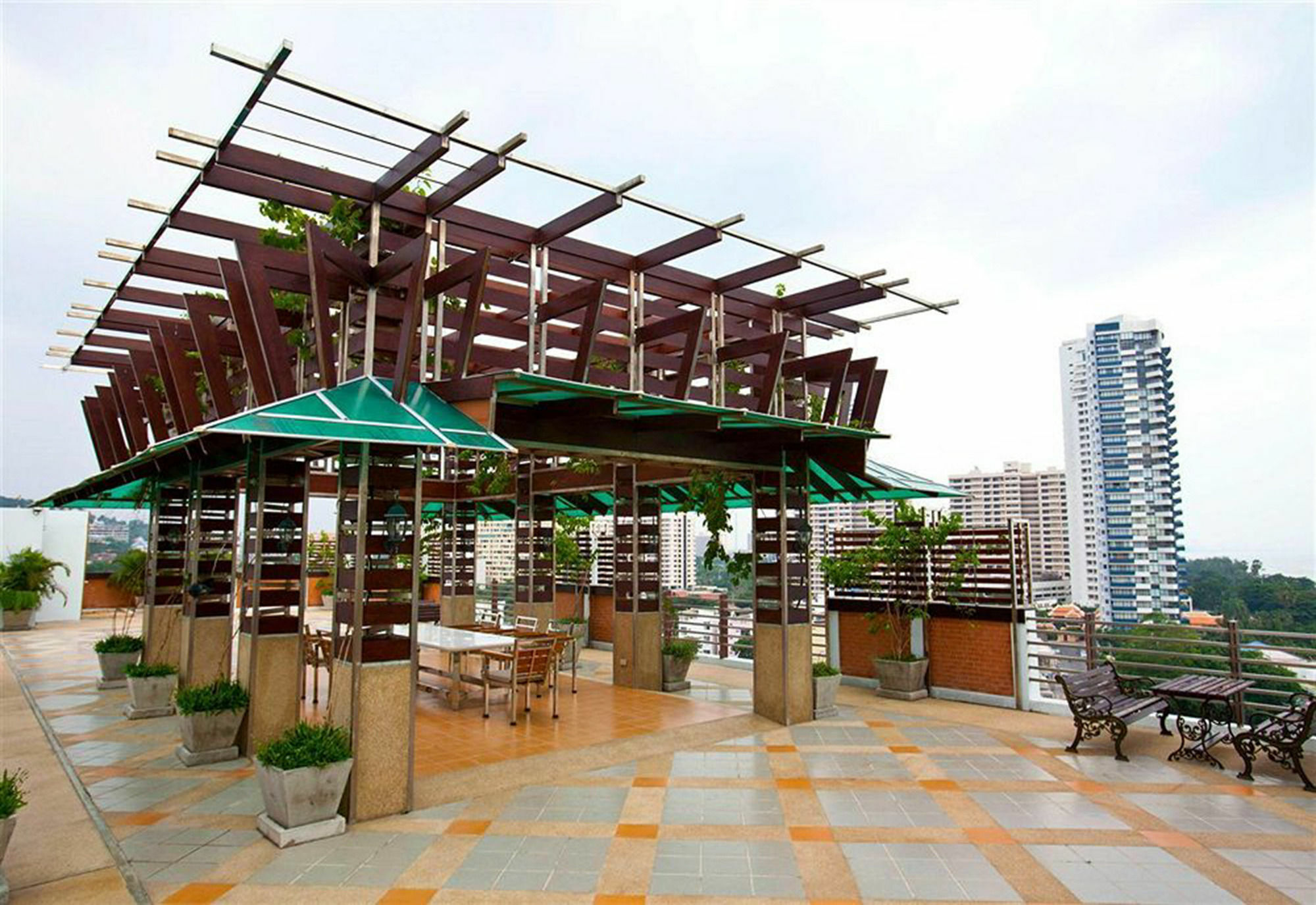 Royal Beach View Pattaya Bagian luar foto