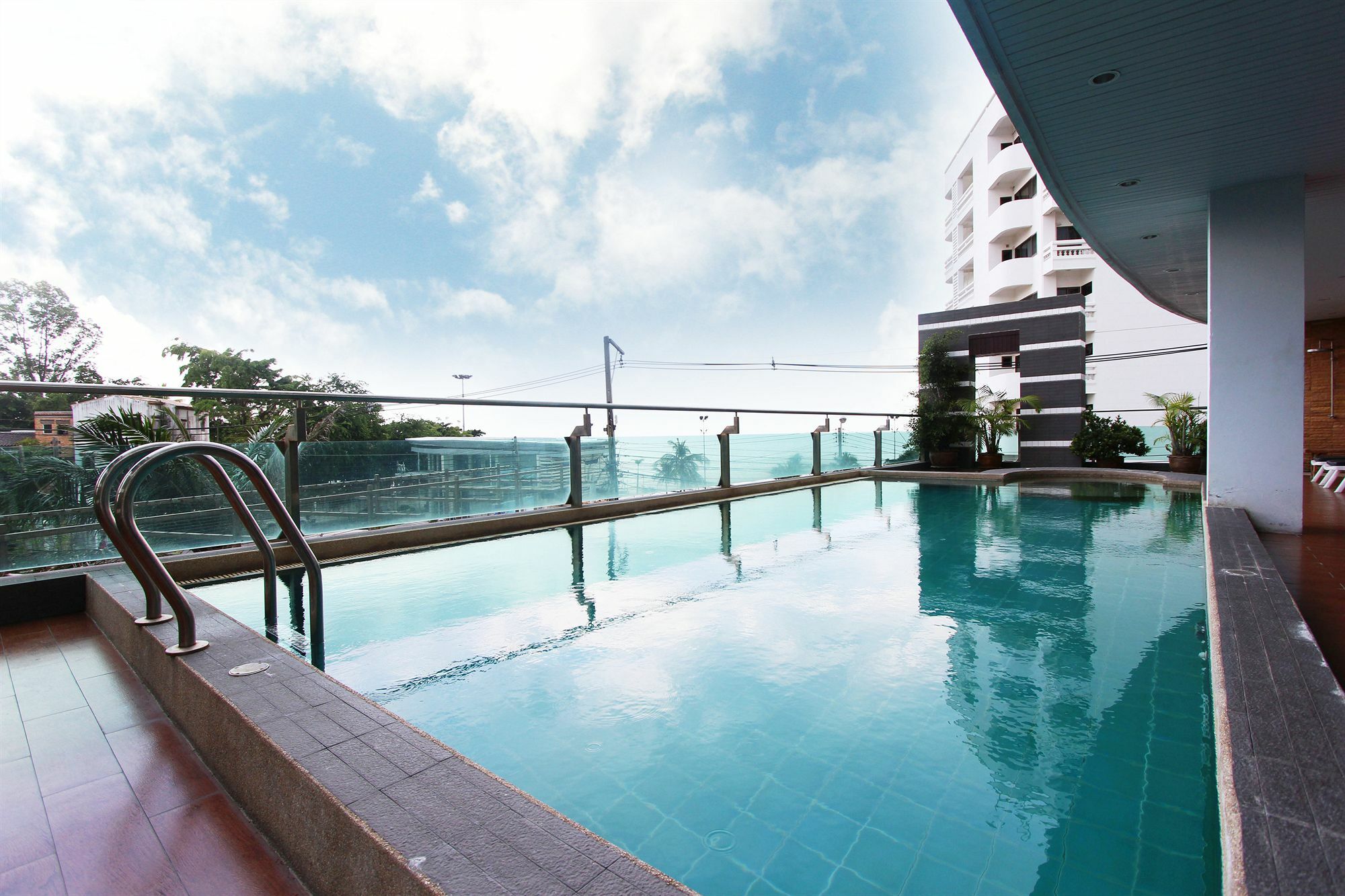 Royal Beach View Pattaya Bagian luar foto